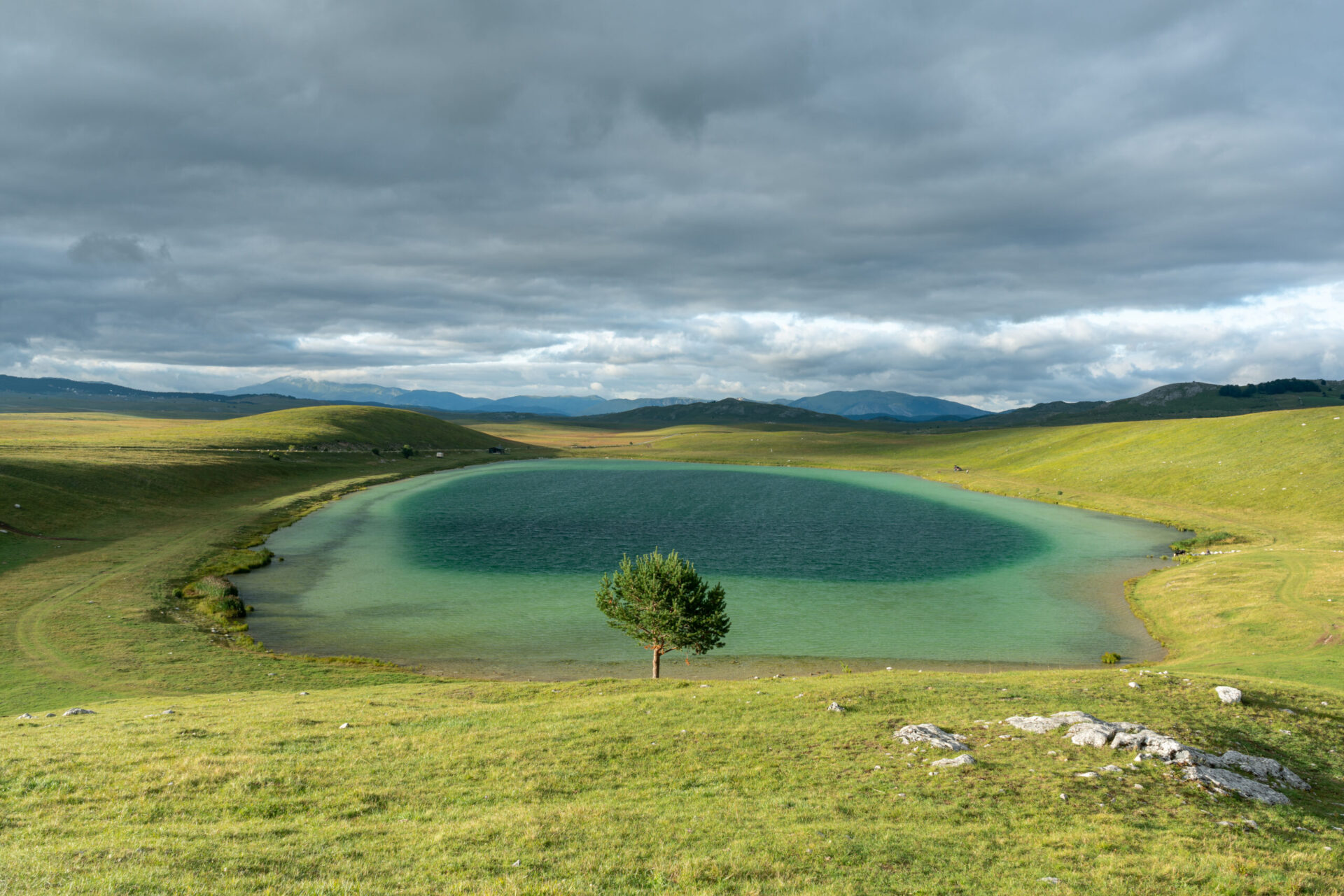 Vrazje jezero (1 of 1)